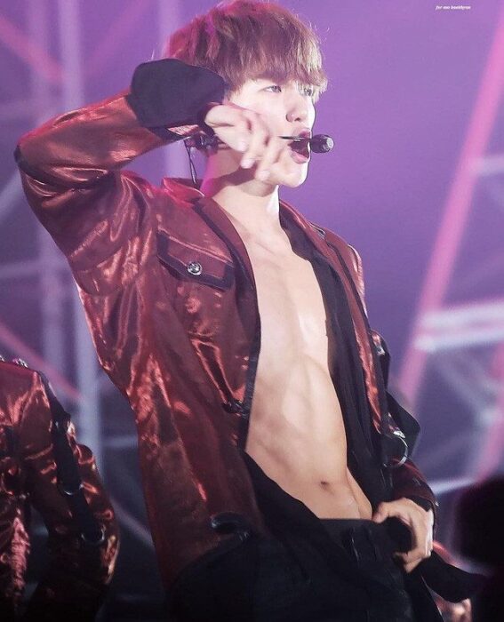 exo baekhyun body5c079b180cc27