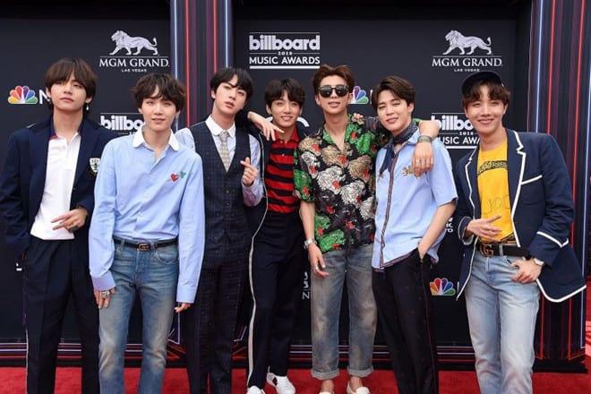 BTS draws attention with their special and futuristic wardrobe choice. Each member has their own style, and Vogue has noticed them since their appearance at the Billboard Music Awards 2018. This fashion magazine has chosen BTS as the most well-dressed artists. Doesn’t matter if it was a Saint-Laurent or a pajama party, BTS’s fashion taste is highli-appreciated.