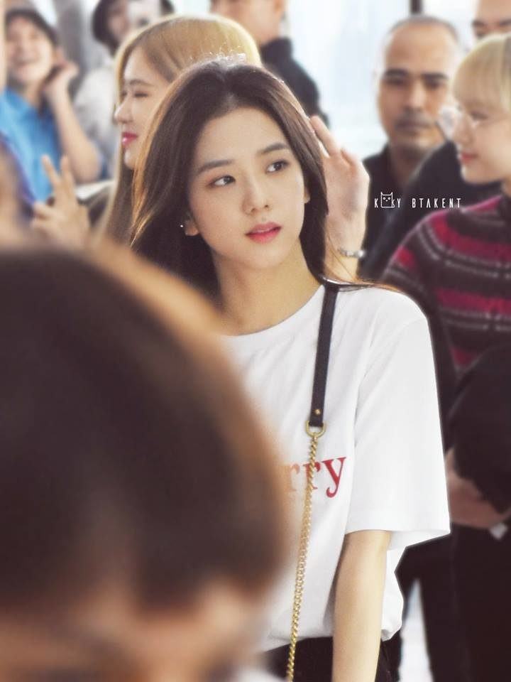 Jisoo beauty 26