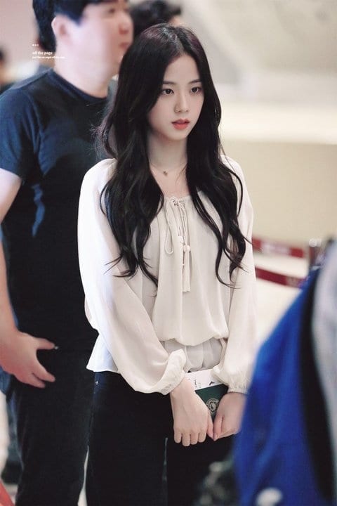 Jisoo beauty 24