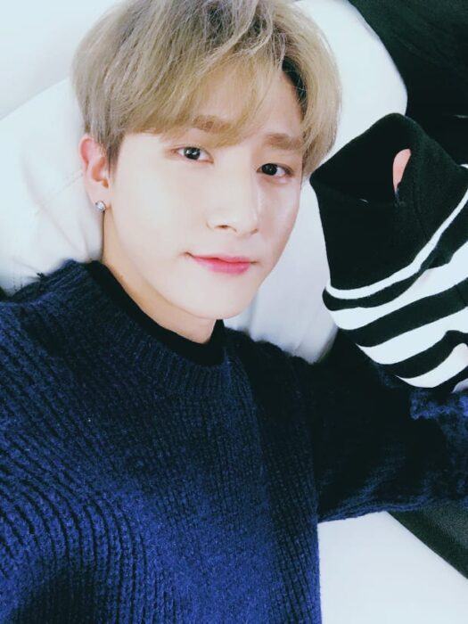 One idol has left a sniping message to a sasaeng fan.