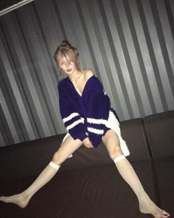 Both being rebellious, but HyunA is not as favored by netizens as Sulli. The proof is that the latest photos of the two have been getting mixed reactions.