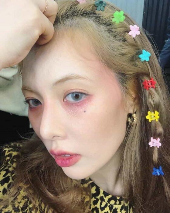 Both being rebellious, but HyunA is not as favored by netizens as Sulli. The proof is that the latest photos of the two have been getting mixed reactions.