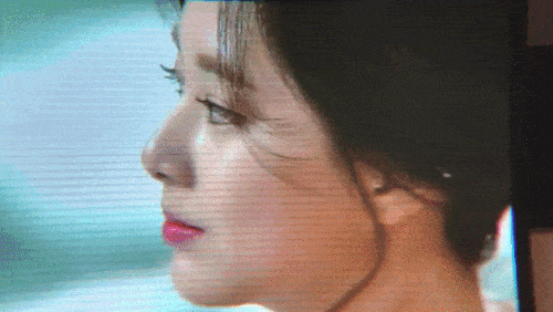 Fans must really enjoy the interaction of the two Kpop beauties.