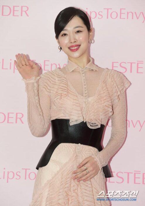 Sulli300841