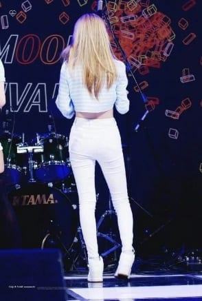 Moon Byul 8ebe1b807