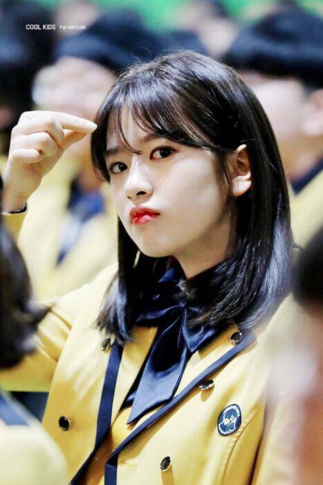 Ahn Yujin b7be0e 683x1024