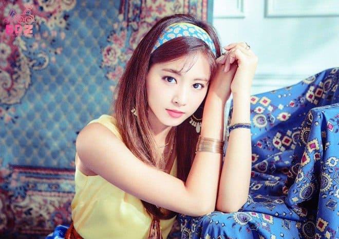 Tzuyu TWICE 2 1