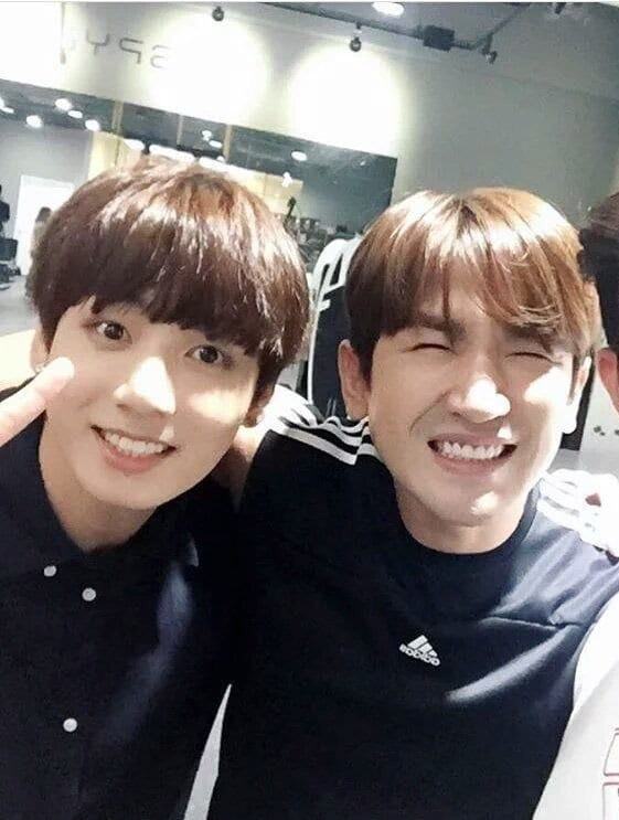 Lee Minwoo (Shinhwa)xJungkook (BTS) met again after a year and boasted about their flower boys bromance