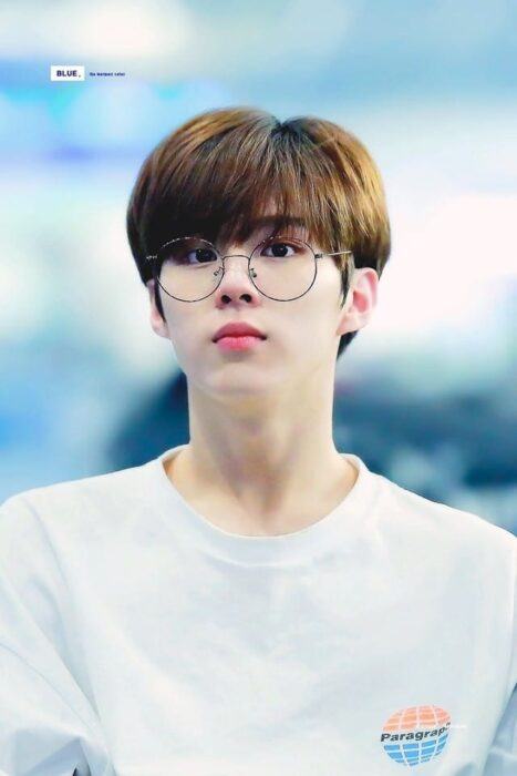 Kim Wooseok is a talented guy with gorgeous visual, but he has got himself into many negative rumours in the past.
