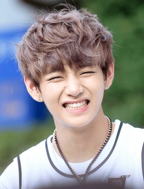 V is now one of K-Pop’s most well-known fashionista with his unique style and various concepts.