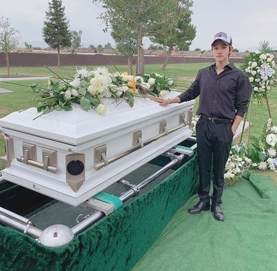 Samuel visited his father's grave, "Happy birthday dad"