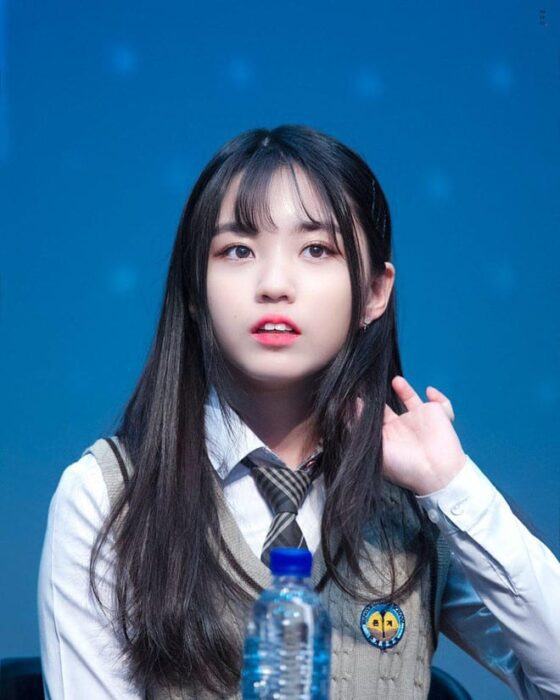 14-year-old female idol is criticized for wearing revealing outfit