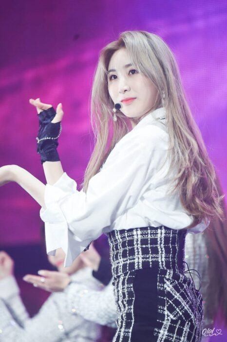 Top 3 female “dancing machines” picked by a professional: instead of Lisa (BLACKPINK), a rookie is chosen!