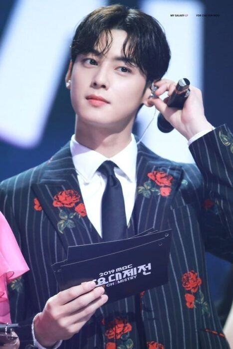 Cha Eunwoo admitted that he was not popular with girls when he was in school