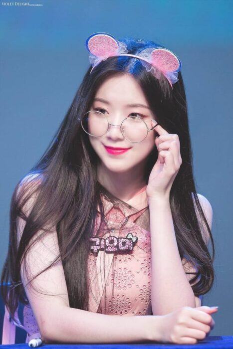2 extremely popular idols with Korean lesbians