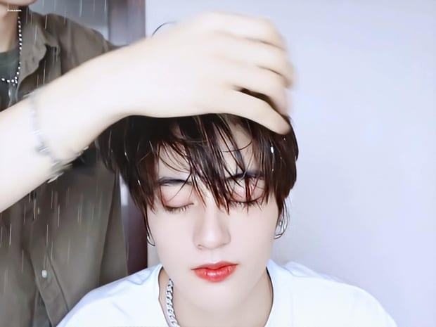 V bts ieiufhydygv34