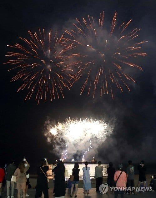 BTS Jungkook Happy Birthday fireworks event on the sea, ‘Thank you for being born’