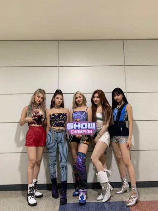 Just the first week of their comeback, ITZY had to wear old clothes for 4 times!