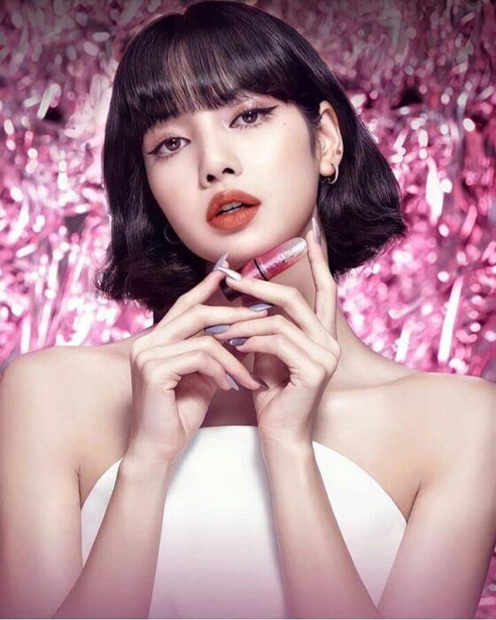 Netizens are crazy about BLACKPINK Lisa's "new" series of photos