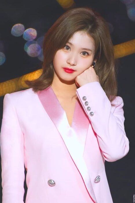 Top 10 Kpop female idols Korean lesbians8