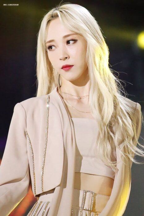 Top 10 Kpop female idols Korean lesbians4