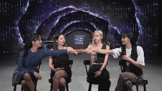 BLACKPINK has a way of encouraging each other