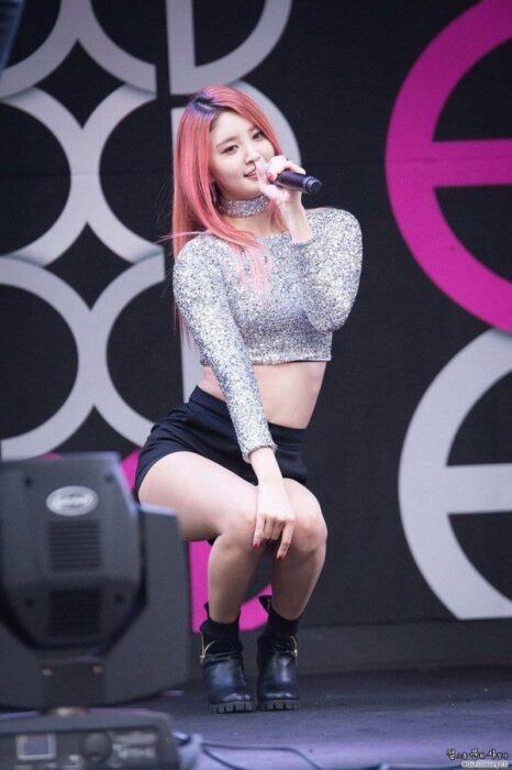5 Kpop female idols are 'forced' to dress too sexy