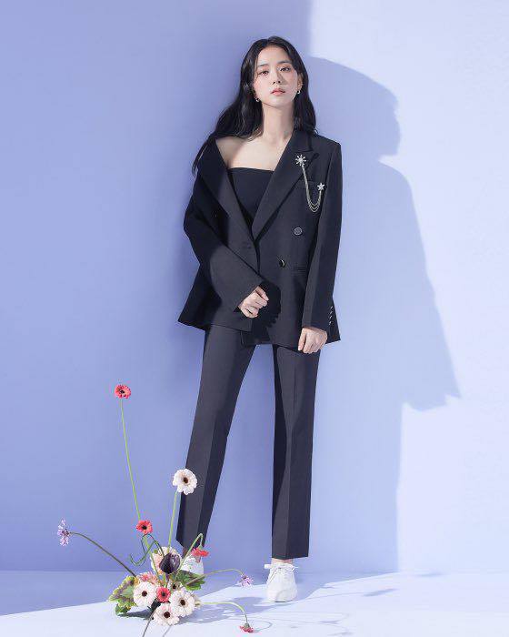 Jisoo became the "muse" of a Korean local brand
