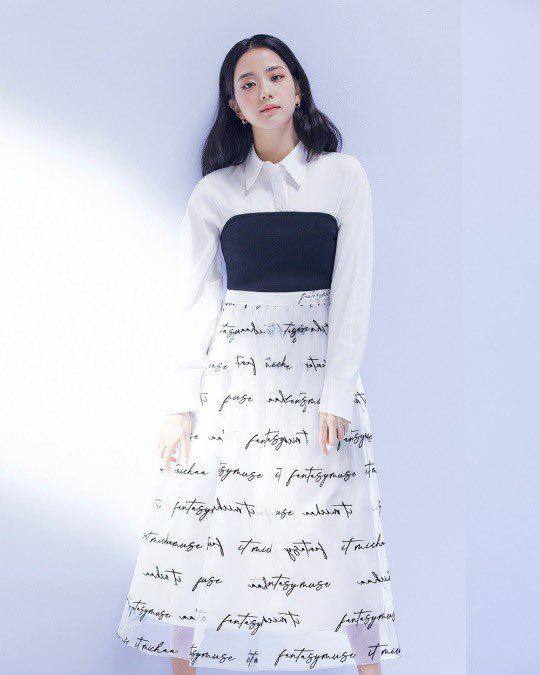 Jisoo became the "muse" of a Korean local brand
