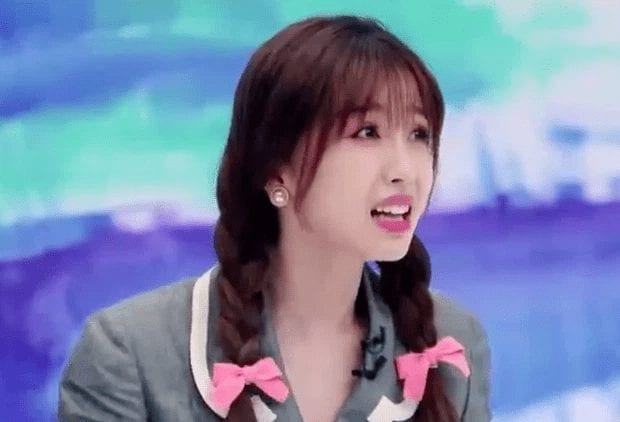Finally, Esther Yu got the contact number of her idol