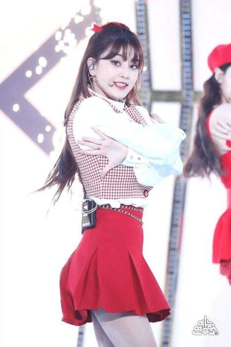 main vocals born in 1997 in Kpop girl groups