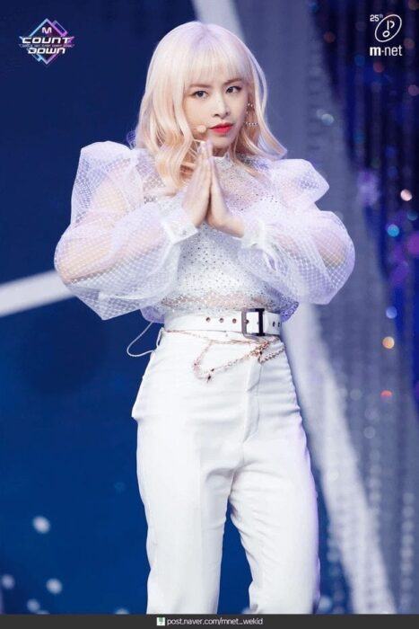 main vocals born in 1997 in Kpop girl groups