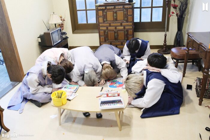 BTS, STAYC are extremely beautiful wearing hanbok for the Lunar New Year