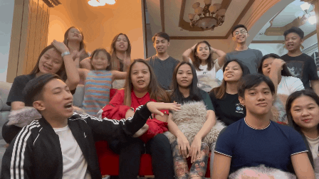 Lisa ' s family  reaction Pretty Savage stage