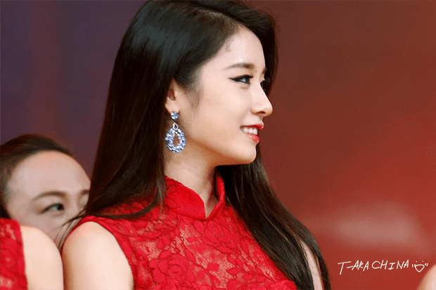 Jiyeon y281