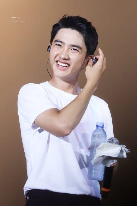 13 Kpop idols with adorable smiling mouths according to Knetizens