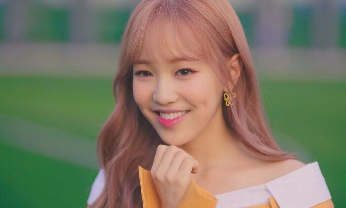 13 Kpop idols with adorable smiling mouths according to Knetizens