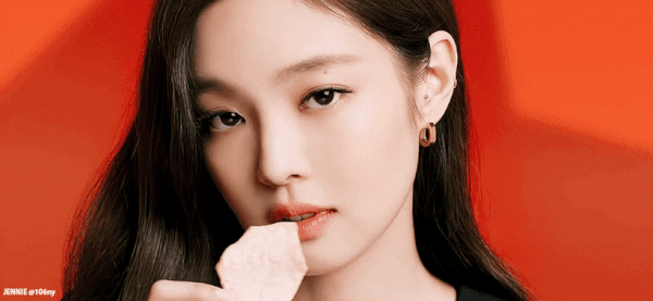 6 most booked female Kpop idols for commercials