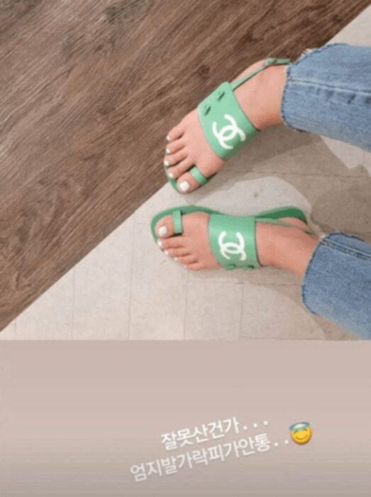 lee si young attracted attention with her 1 million won sandals 13912