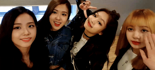 Evidence proves that Blackpink members are as close as a family