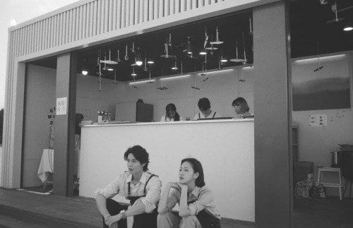 Lee Dong-wook X Kim Go-eun’s picturesque two-shot, "It was nice to be with you after a long time."