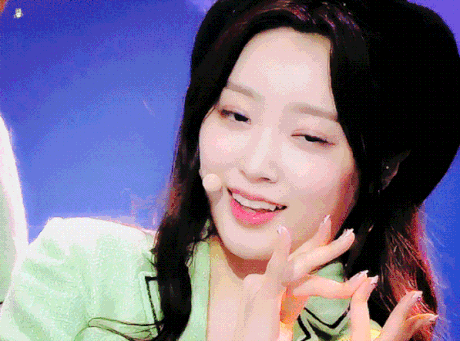 lightsum hina is expected to become the new sana thanks to her outstanding beauty 5