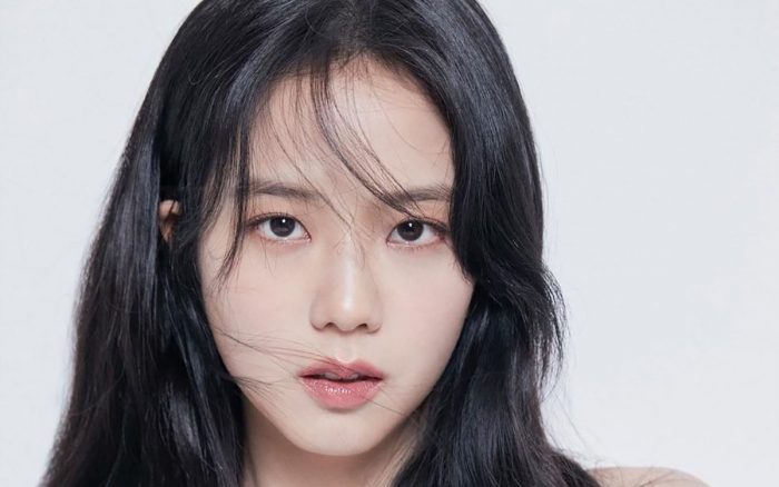 kbizoom jisoo profile yg210707 jisoo scaled 1