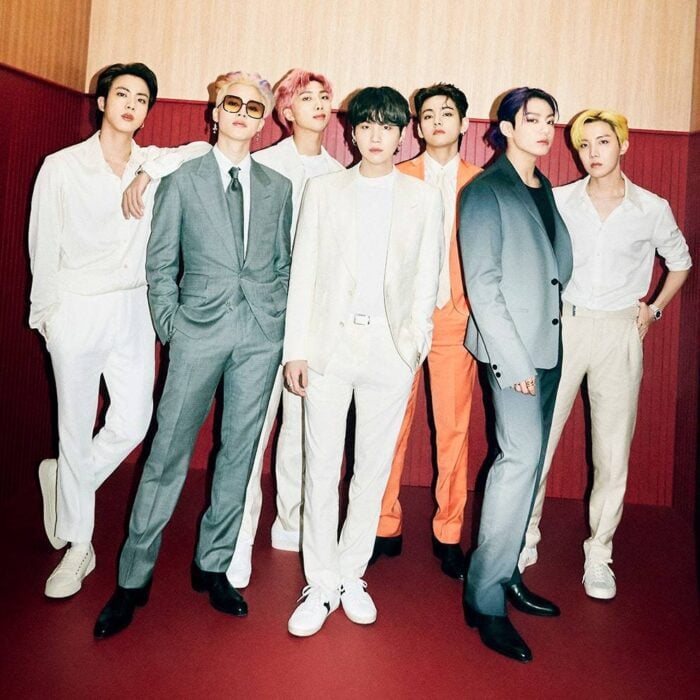 Idols with the highest income in K-pop: Only two names from the 3rd generation made the list 