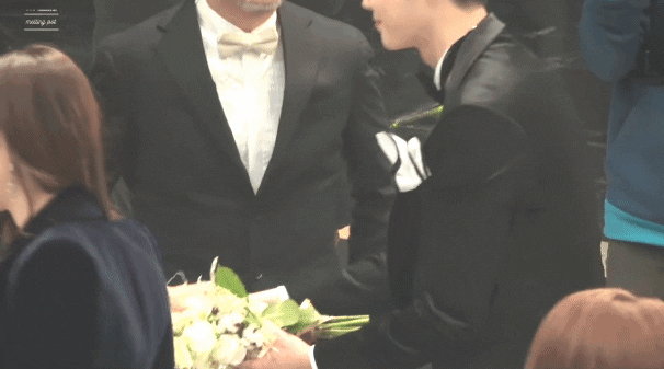 Unexpectedly beautiful 10-year friendship between Lee Jong Suk and Lee Sung Kyung