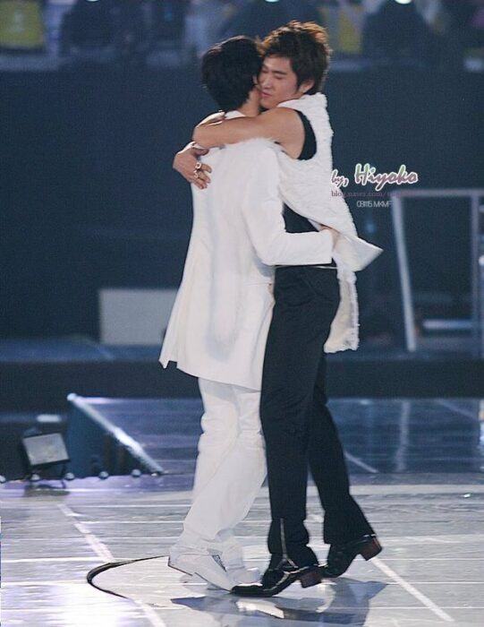 Top most popular OTPs in the Kpop world