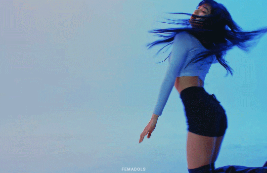 lisa blackpink 39819484892