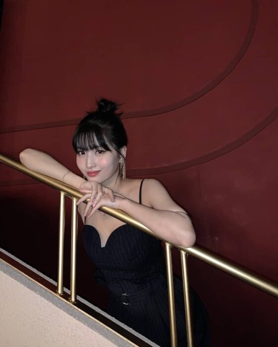 momo 27947294792749792847 819x1024