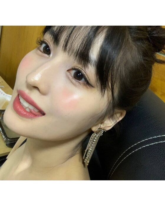 momo 24898249908402490 820x1024